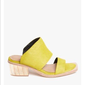 WAL & PAI FELINE CALF SANDALS - YELLOW
